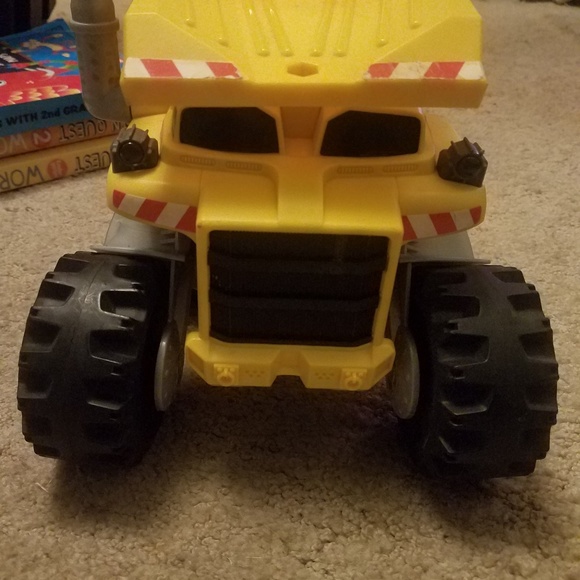 Matchbox Rocky the Dump truck Robot 2008 - Picture 1 of 7